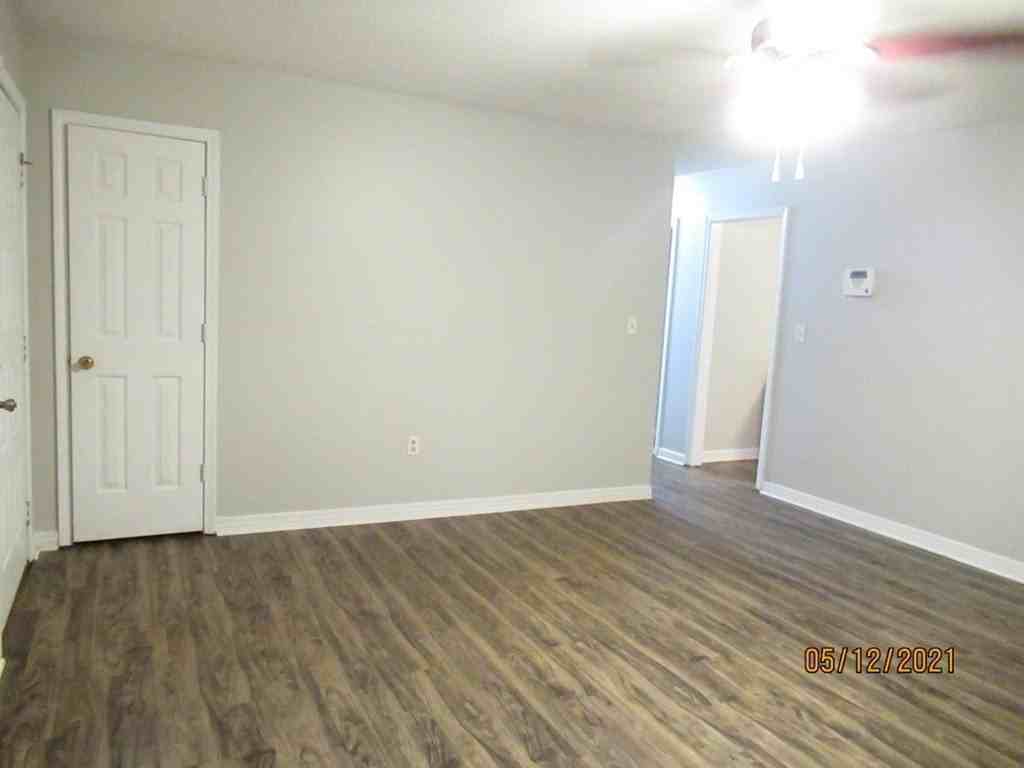 6040 Acton Rd - Photo 5 of 17