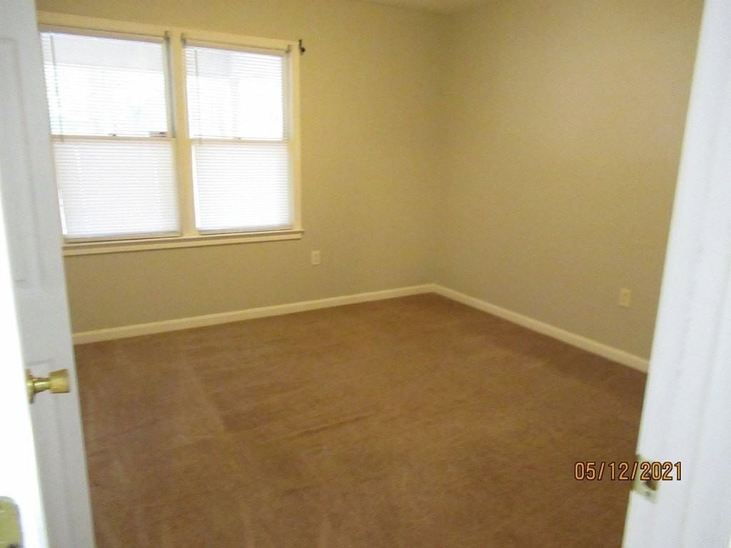 6040 Acton Rd - Photo 7 of 17