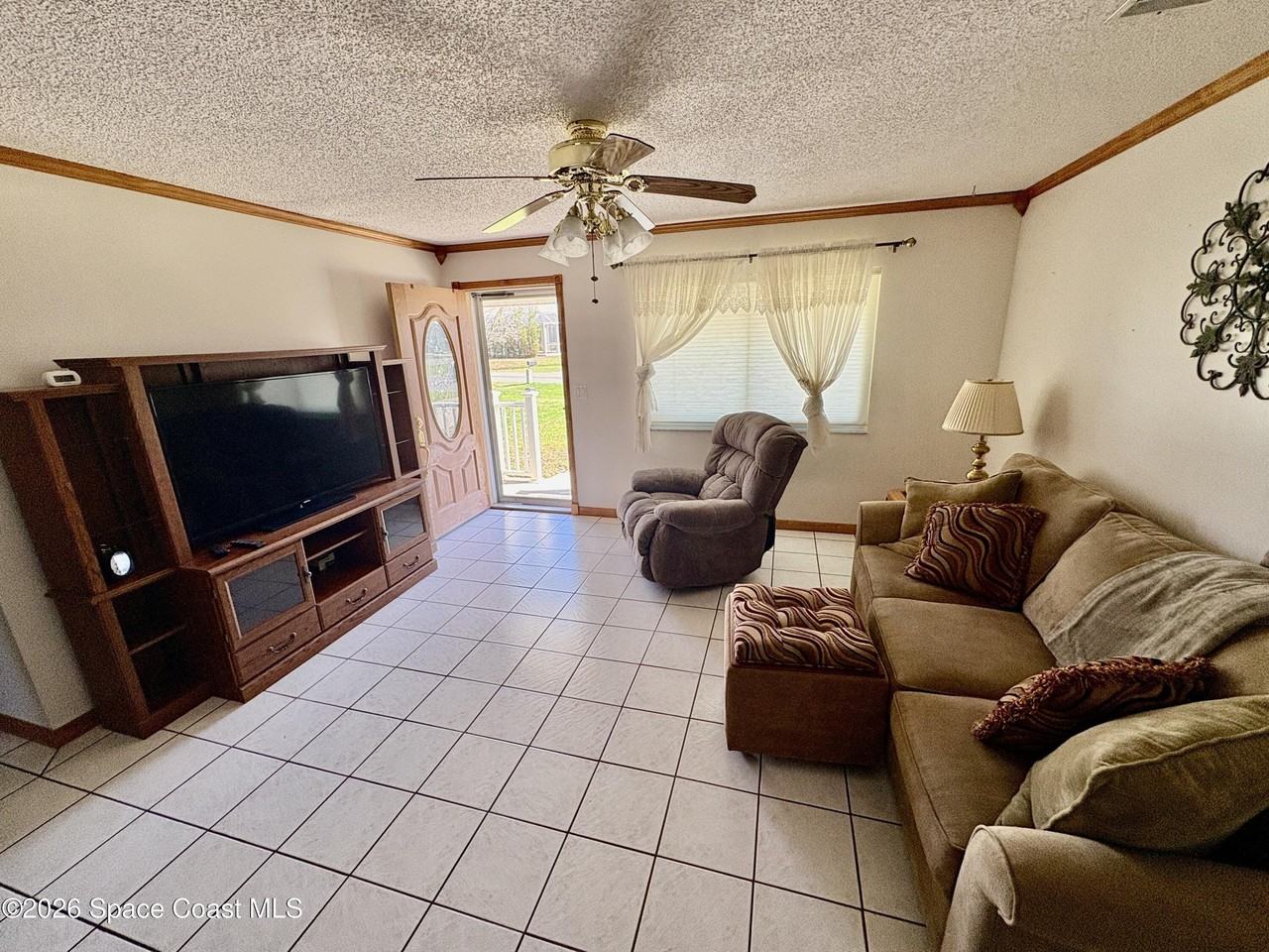 585 Crystalmist Rd Nw - Photo 7 of 21