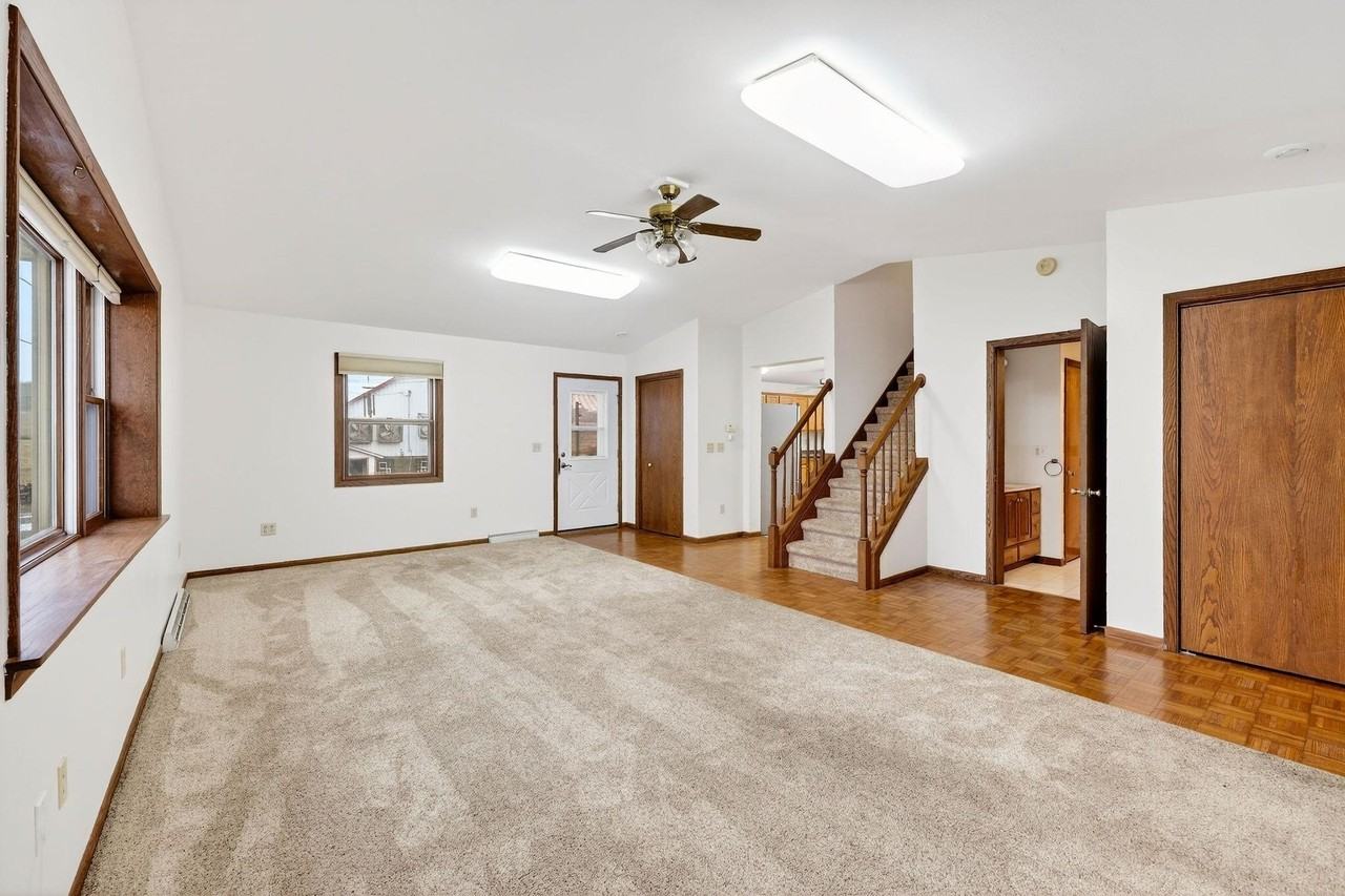 7313 Schaller Rd - Photo 5 of 50