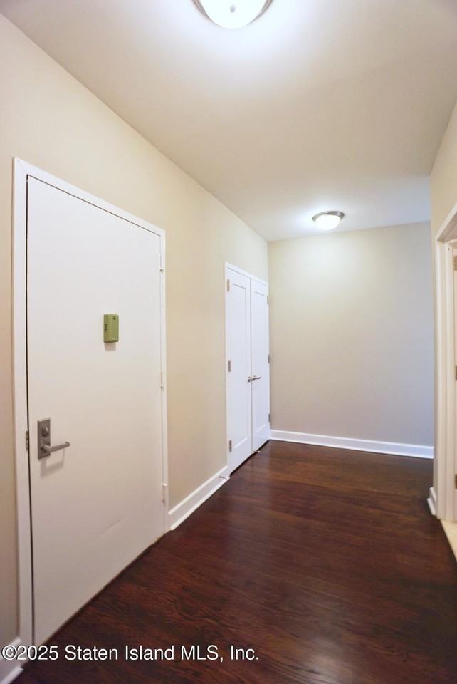 90 Bay Street Lndg Apt 4b - Photo 4 of 32