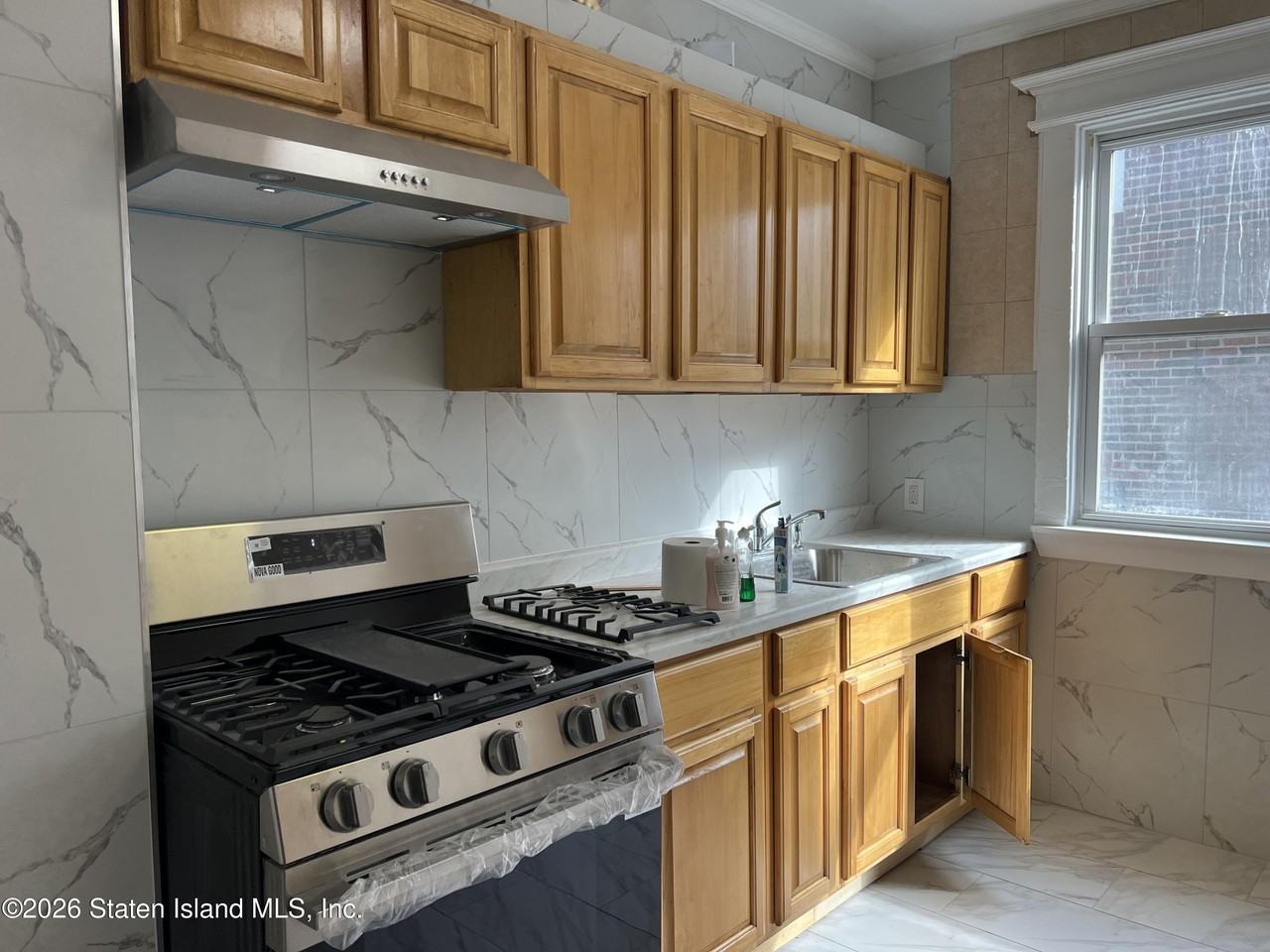 165 Daniel Low Ter - Photo 4 of 12