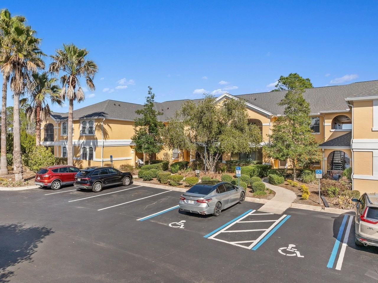 3425 Haley Pointe Rd - Photo 4 of 50