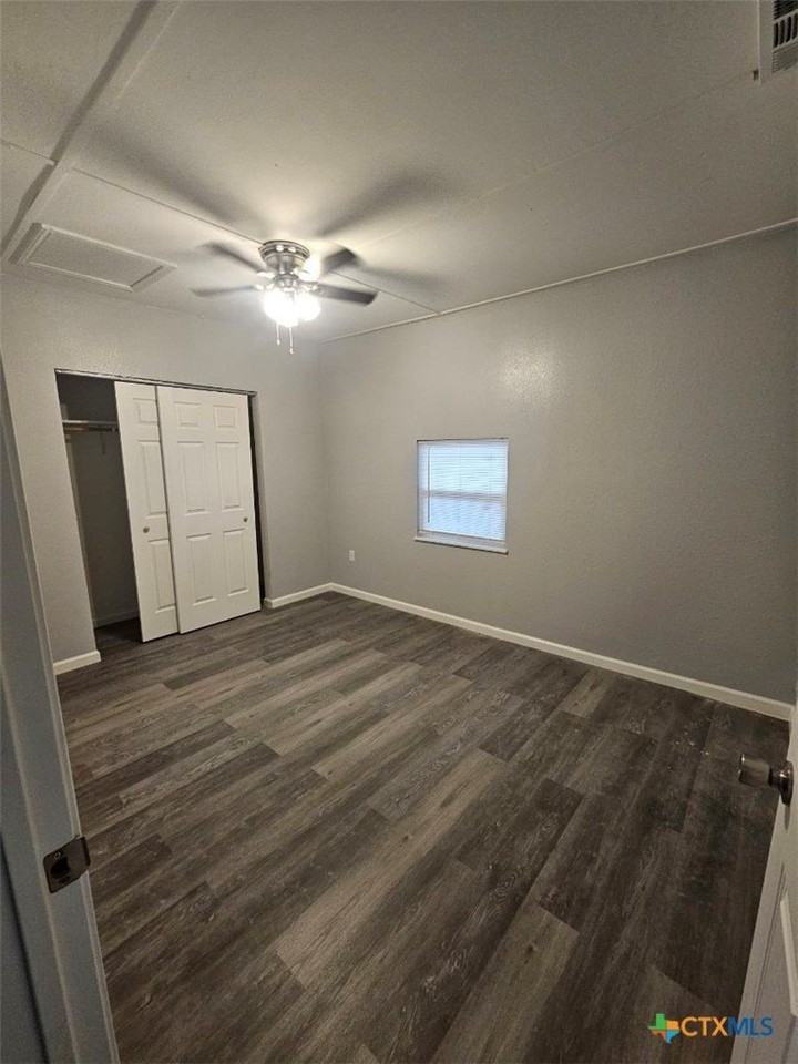 703 Rev R A Abercrombie Dr - Photo 6 of 10