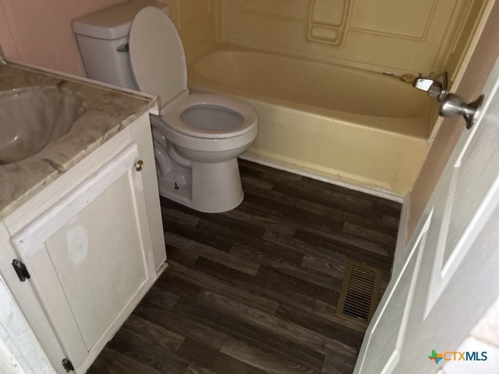 5013 Tiffany Cir - Photo 6 of 12