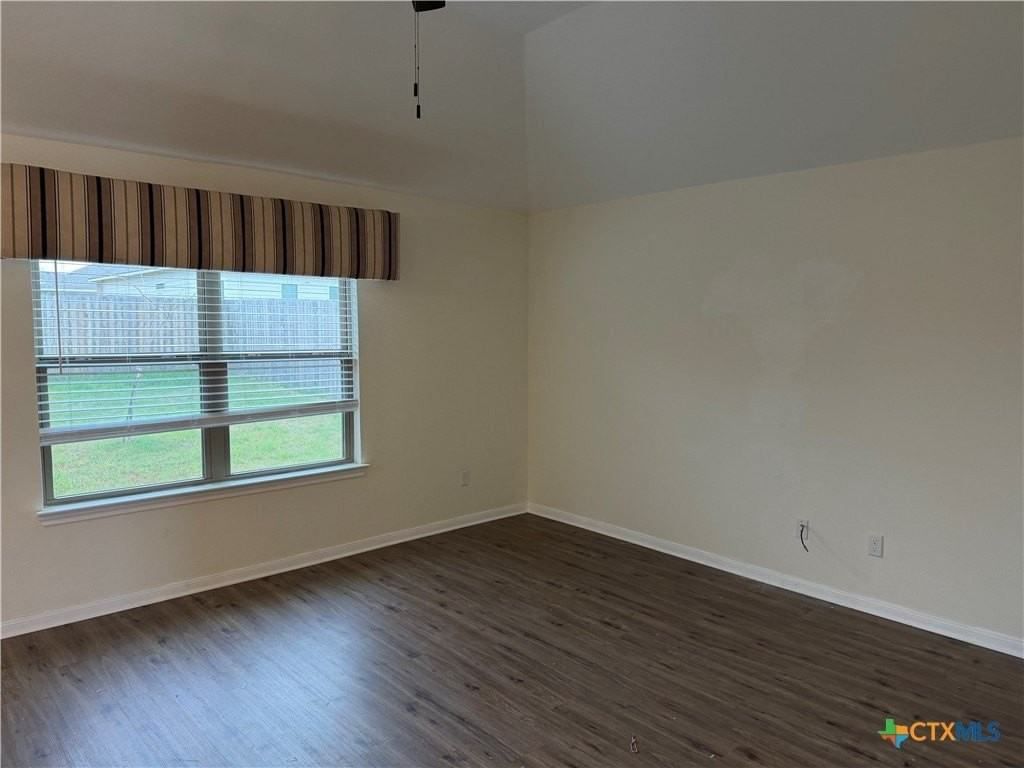 8016 Bridgepointe Dr - Photo 2 of 15