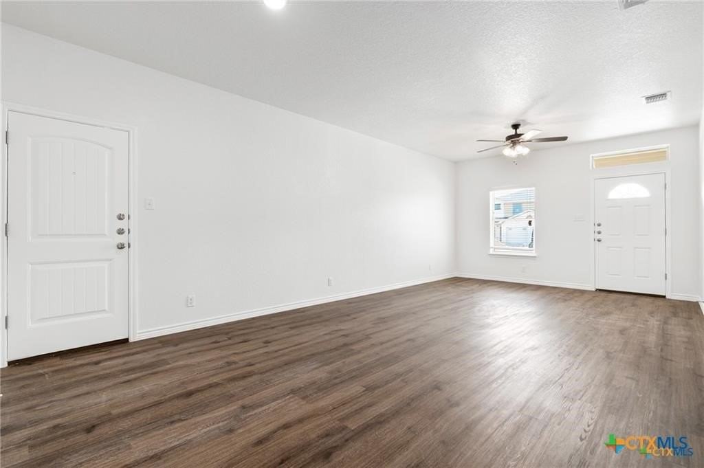 3509 Abraham Dr Apt B - Photo 5 of 19