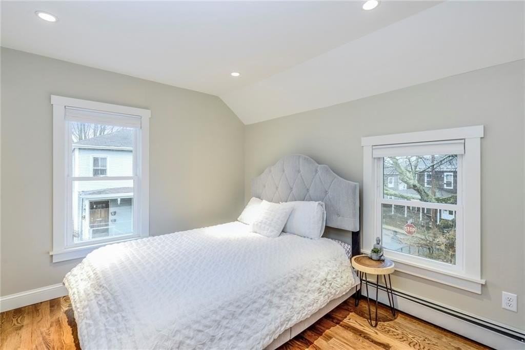 21 Bayview Ave - Photo 6 of 12