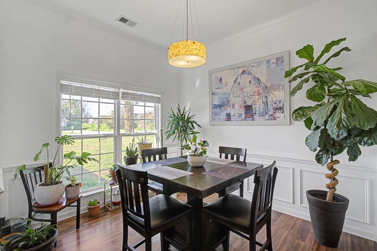 146 Auburn Cir #1 - Photo 2 of 23