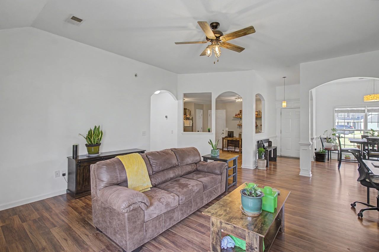 146 Auburn Cir #1 - Photo 7 of 23