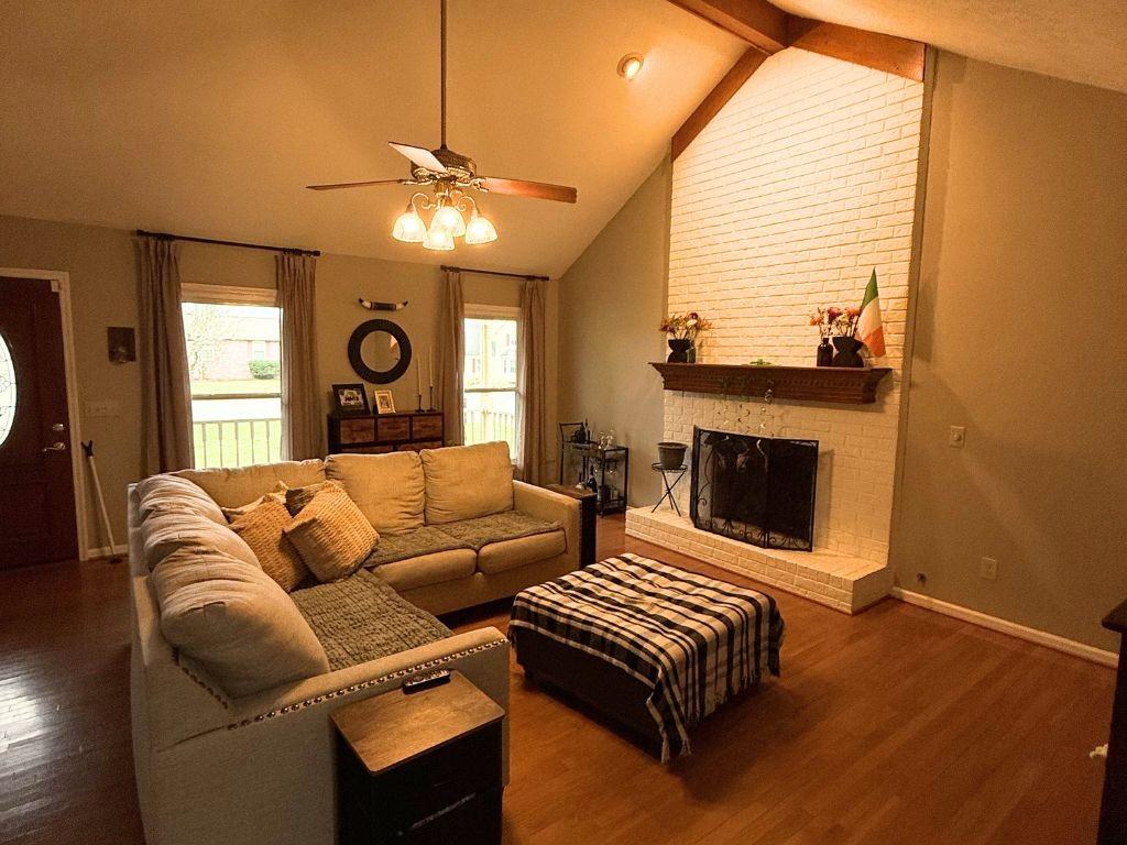 303 Carlton Pl #1 - Photo 2 of 15