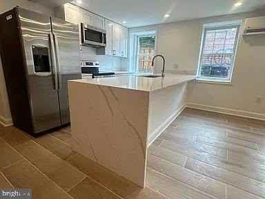 4315 7th St Nw Unit 2 - Photo 4 of 15