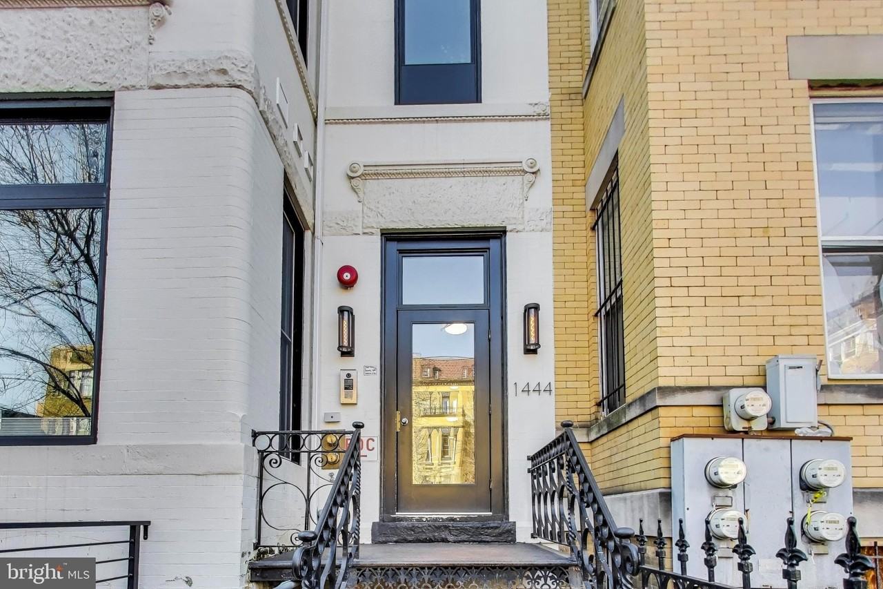 1444 Harvard St Nw Unit 1 - Photo 3 of 19