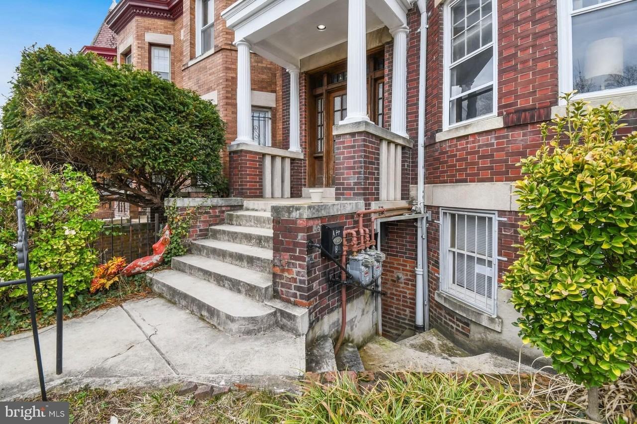 1118 Girard St Nw Unit B - Photo 3 of 20