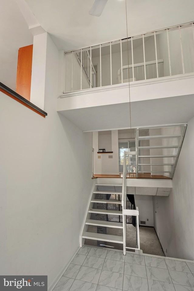 770 Trenton Ave - Photo 7 of 42