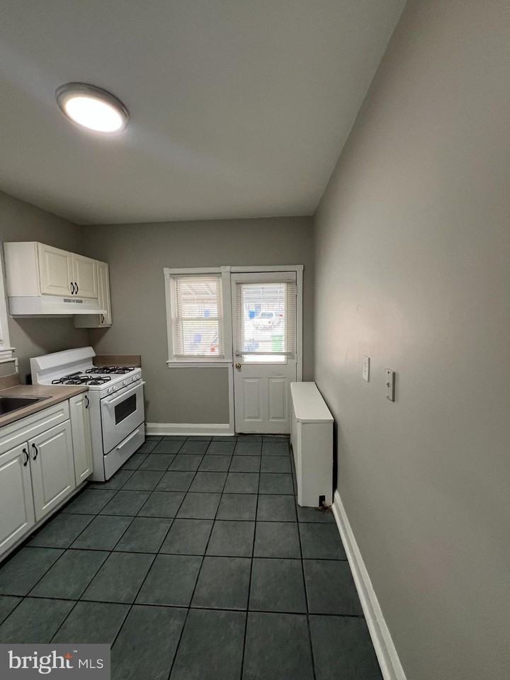 3906 Colborne Rd - Photo 5 of 17