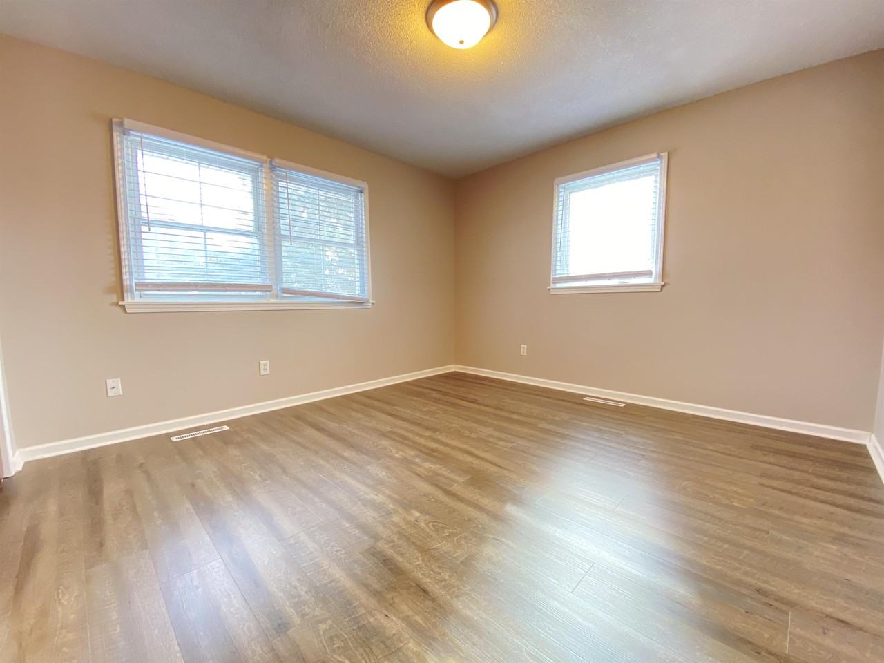 4115 14th Ave Nw #1 - Photo 7 of 16