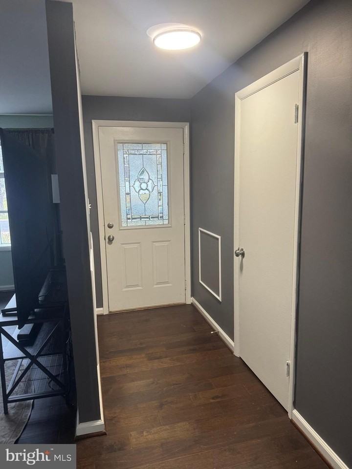 1508 Nicholas Rd - Photo 3 of 36