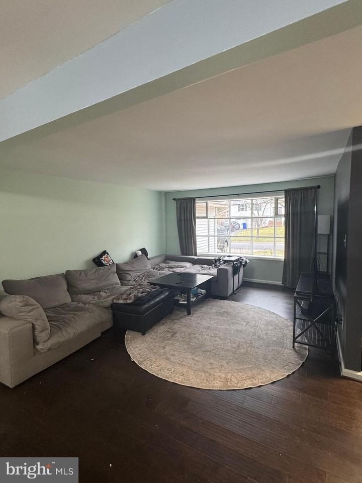 1508 Nicholas Rd - Photo 6 of 36