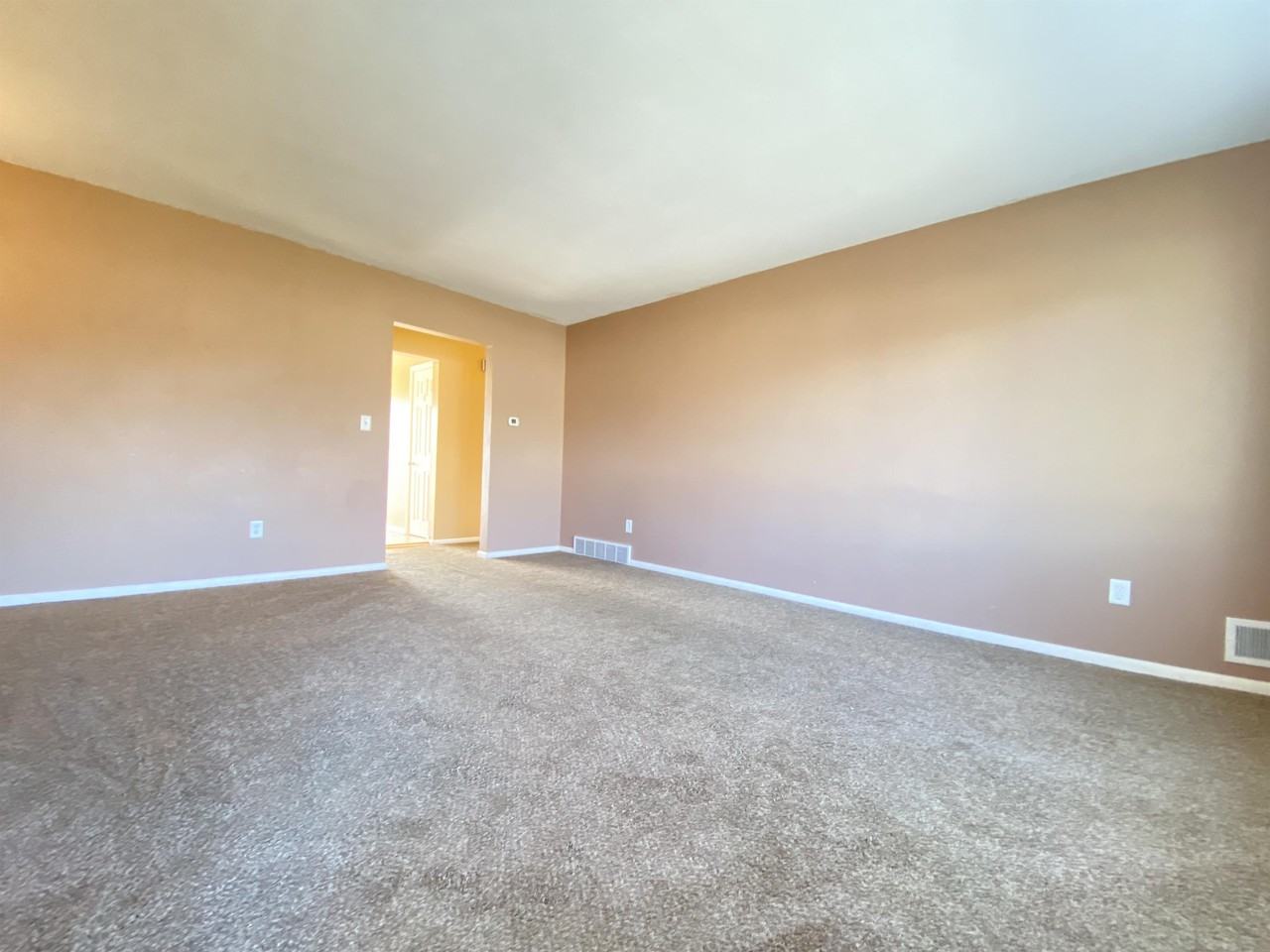 2512 18th Ave Nw #1 - Photo 3 of 22