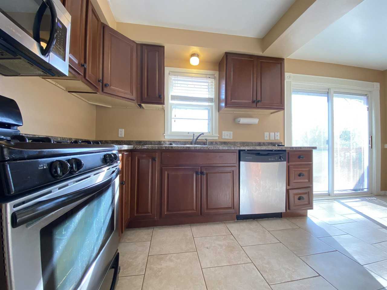 2512 18th Ave Nw #1 - Photo 5 of 22