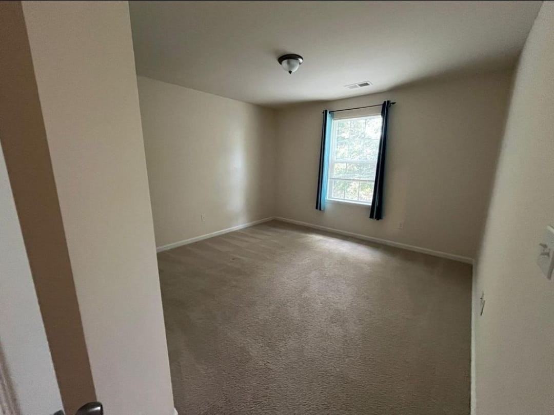 10516 Ebbets Road - Photo 5 of 17