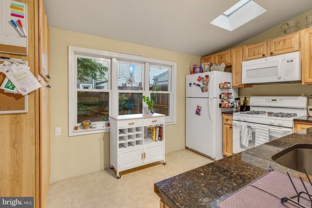 1310 E Susquehanna Ave - Photo 7 of 27