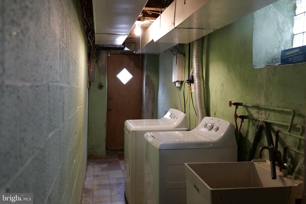 1131 Kerper St - Photo 3 of 19