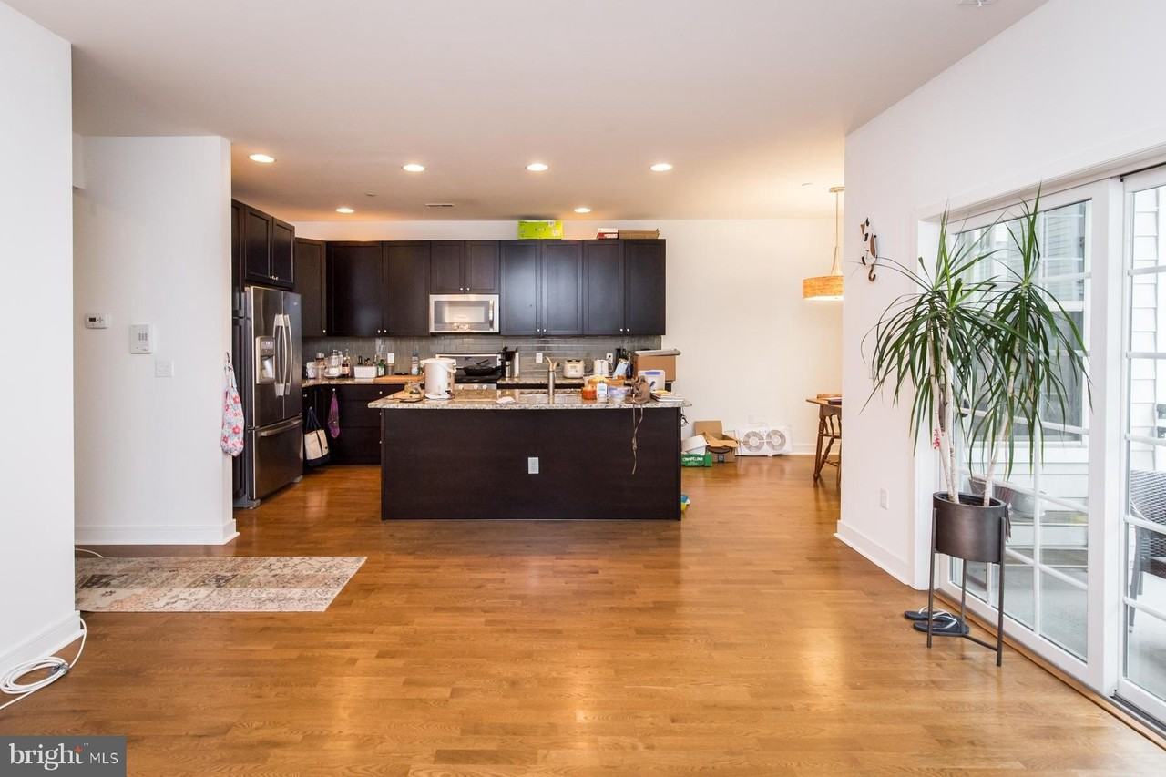 207 Brinley Ct - Photo 6 of 27