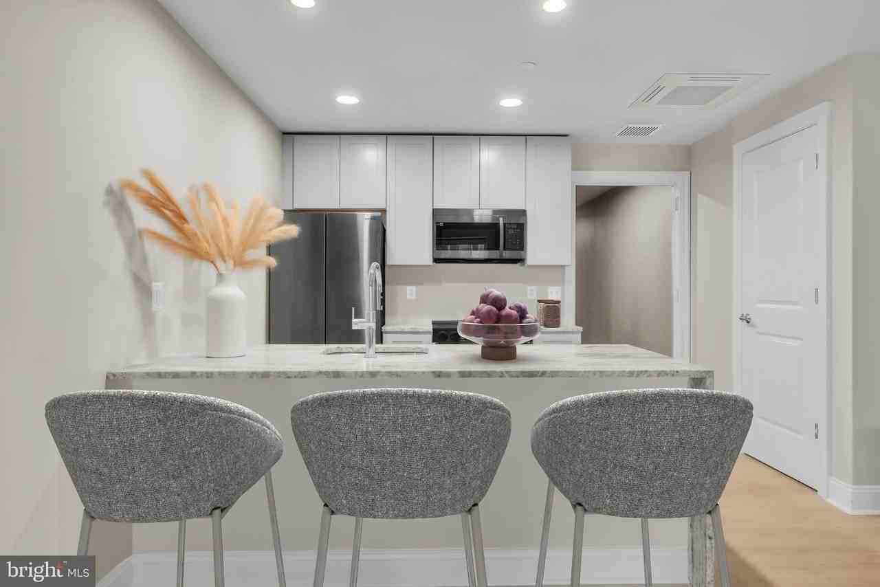 1801 Market St Unit 2224