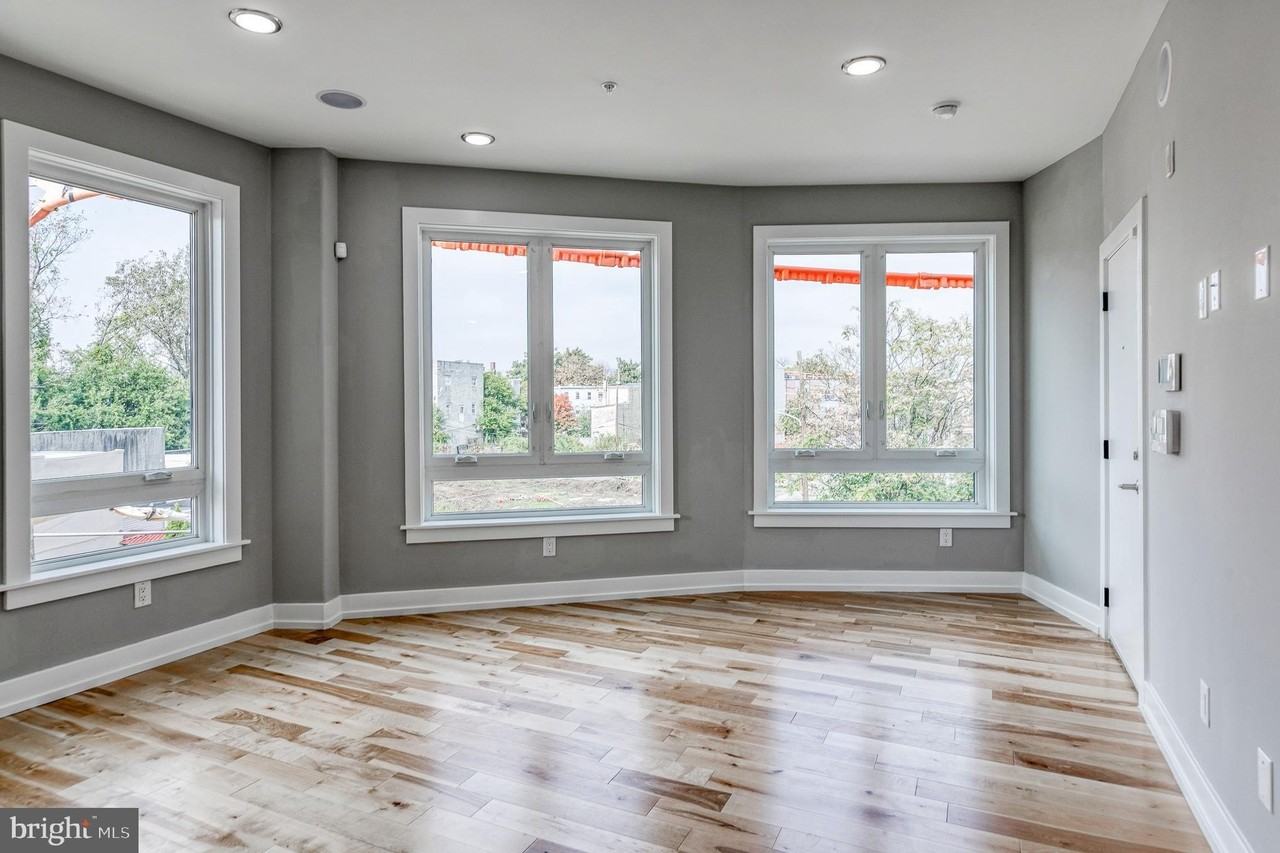 1917 N Lawrence St Unit Ph - Photo 5 of 18