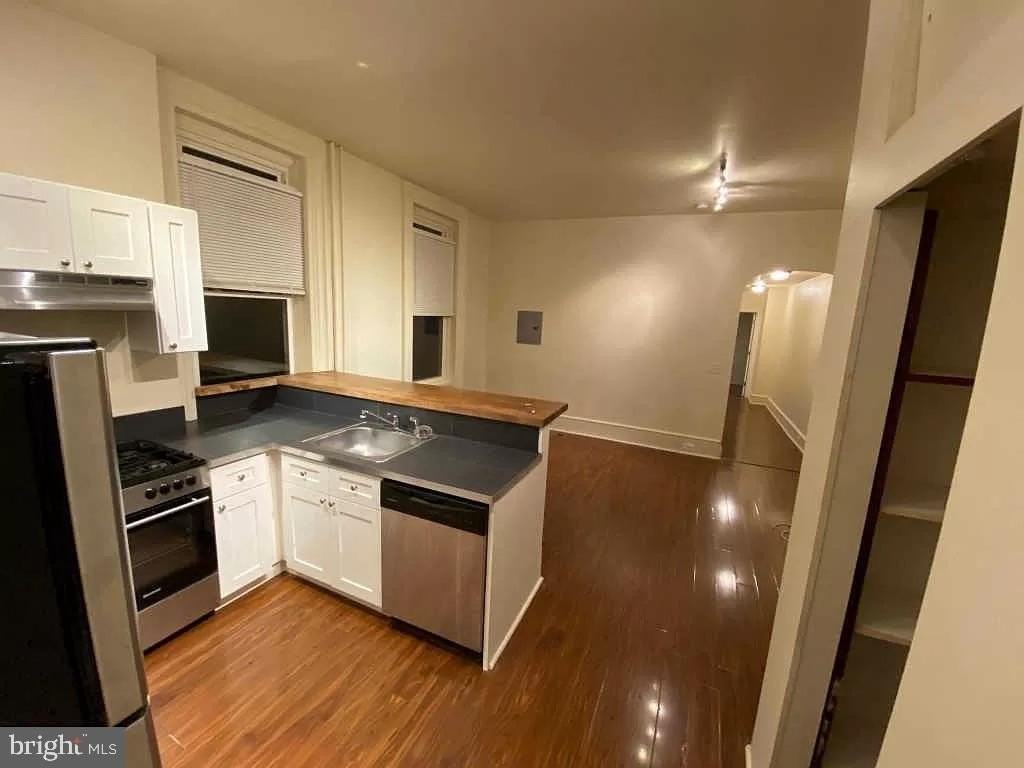 2106 N Hancock St Unit 1r - Photo 2 of 13