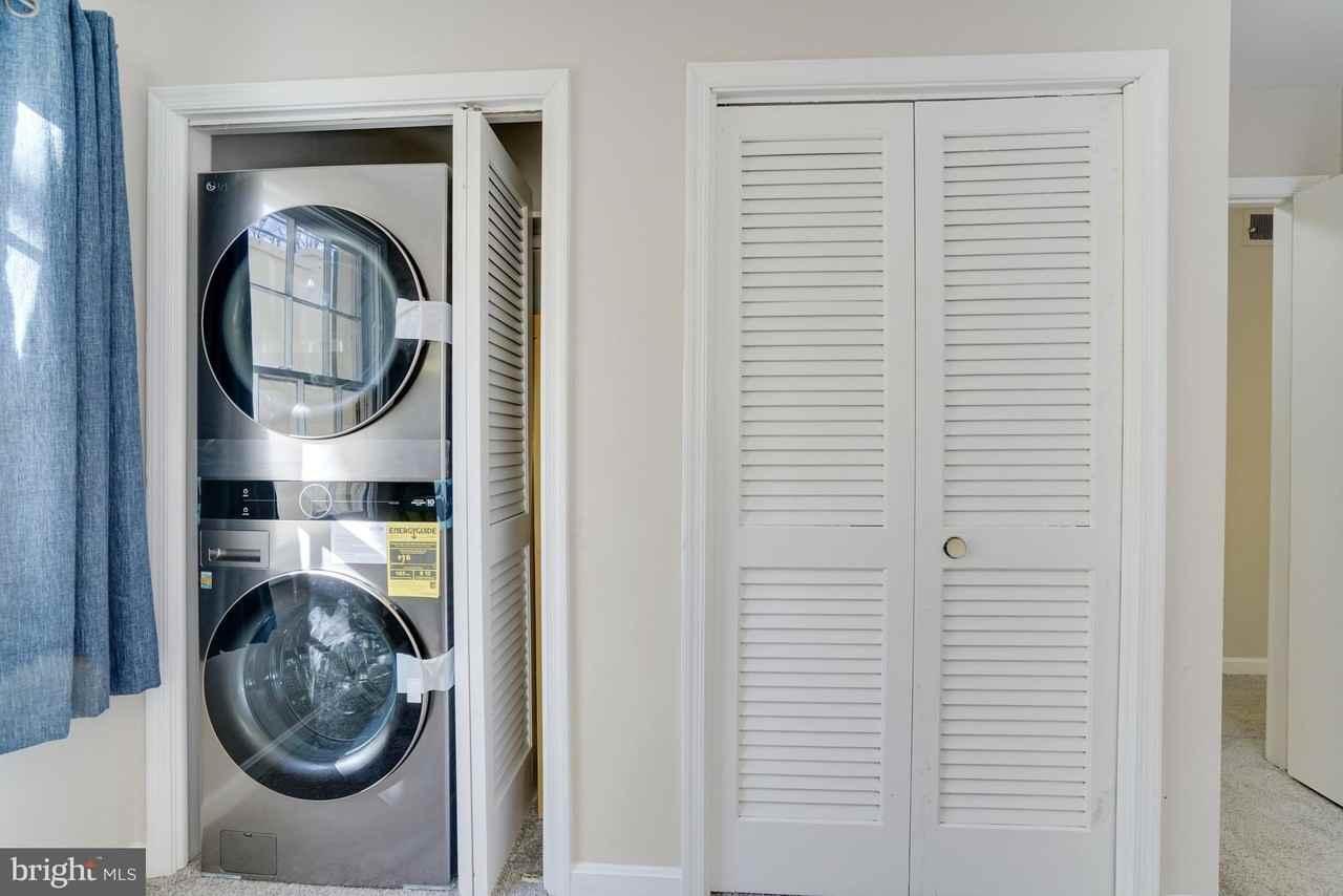 5902-J Surrey Hill Pl Unit 707 - Photo 7 of 25