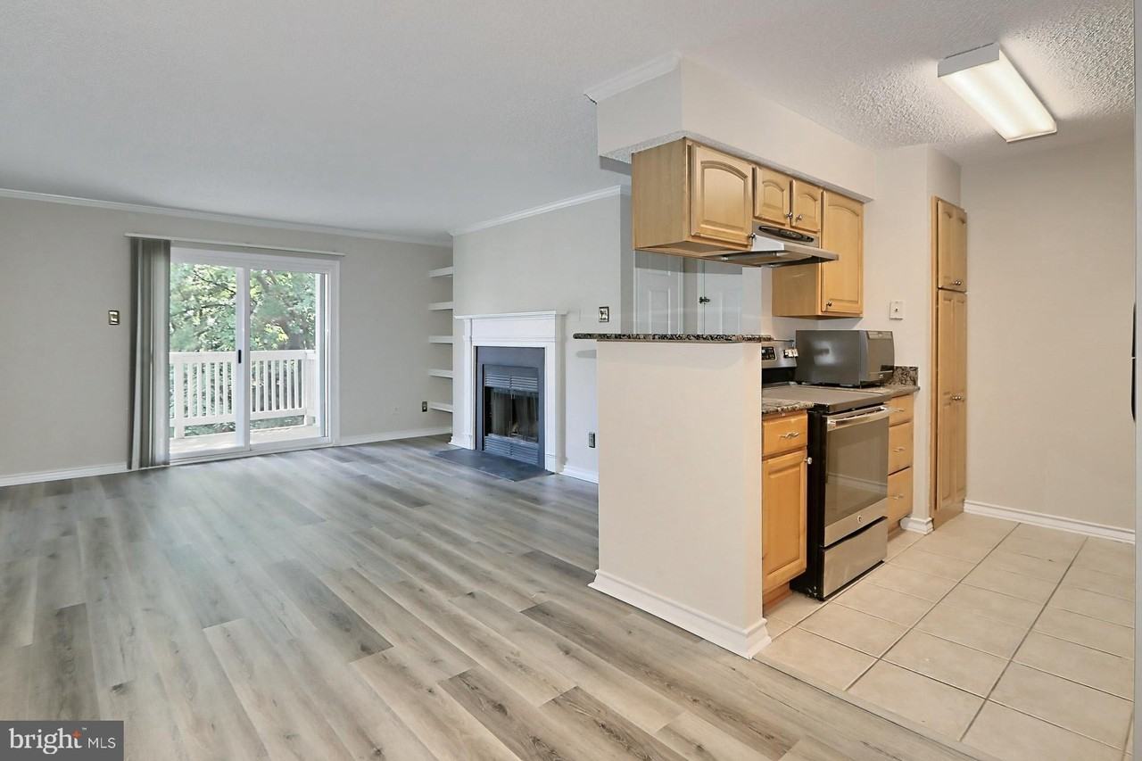 1513 Lincoln Way Apt 202 - Photo 6 of 50