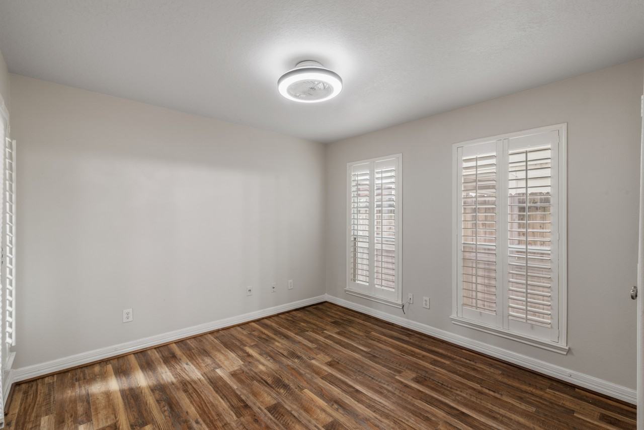 5223 Gibson St #1 - Photo 4 of 43