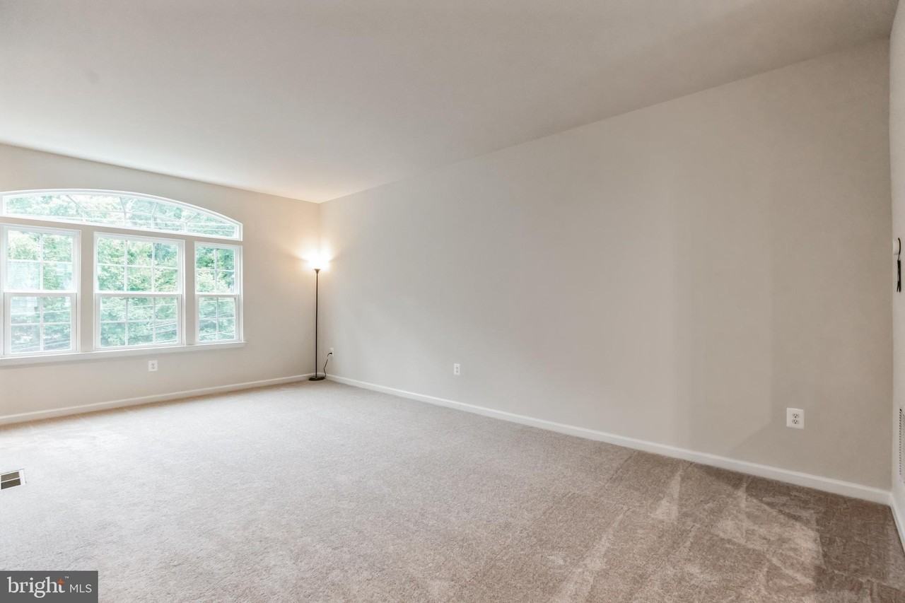 18315 Reaper Hill Ct #40 - Photo 5 of 30