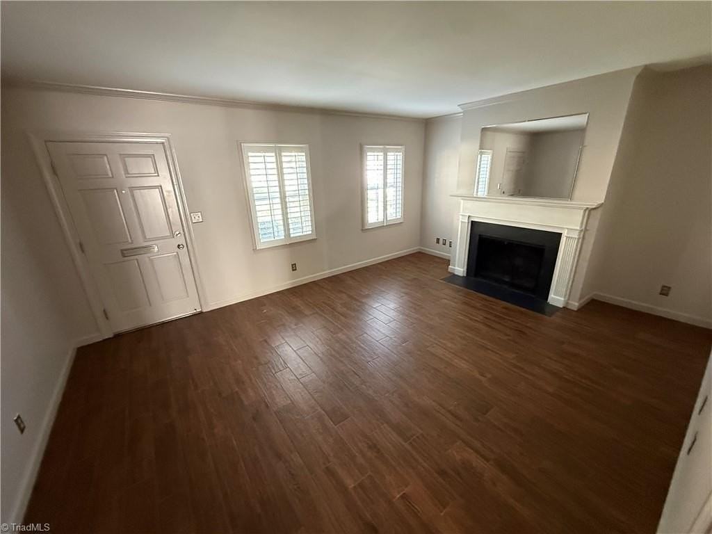 318 Hanover Arms Ct - Photo 3 of 17