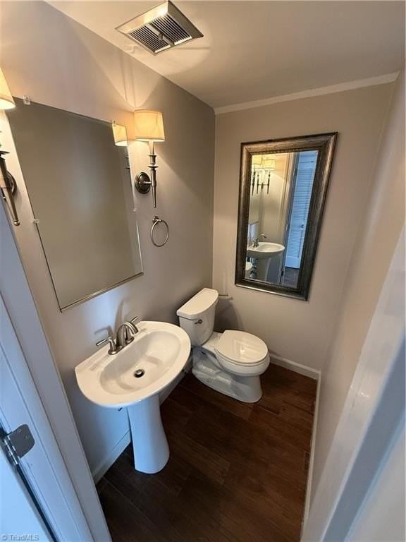 318 Hanover Arms Ct - Photo 5 of 17