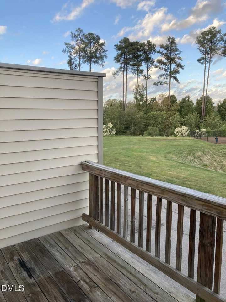 2020 Kedvale Ave - Photo 5 of 33