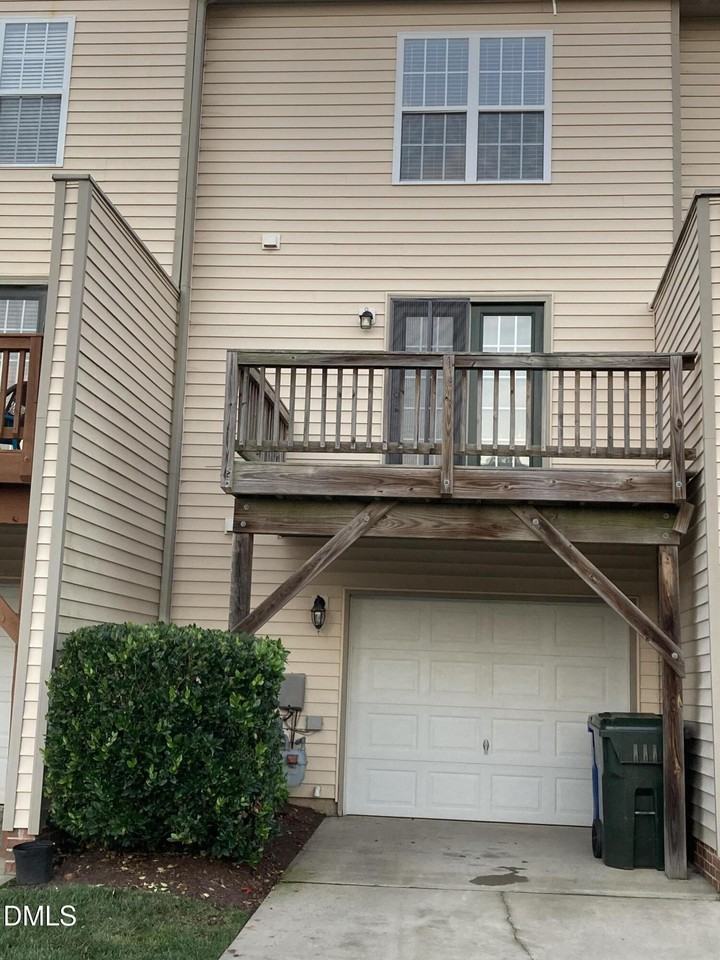 2020 Kedvale Ave - Photo 6 of 33