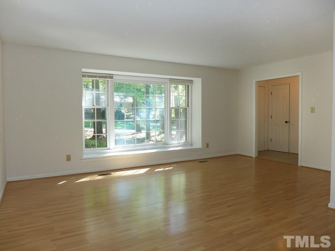 2455 Sedgefield Dr - Photo 2 of 22