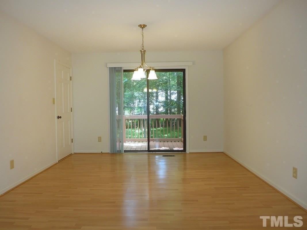 2455 Sedgefield Dr - Photo 6 of 22