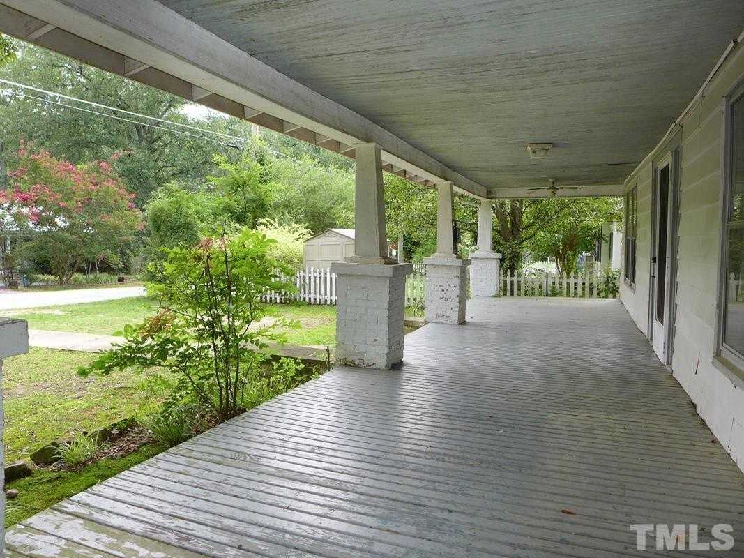 200 E Poplar Ave - Photo 2 of 19