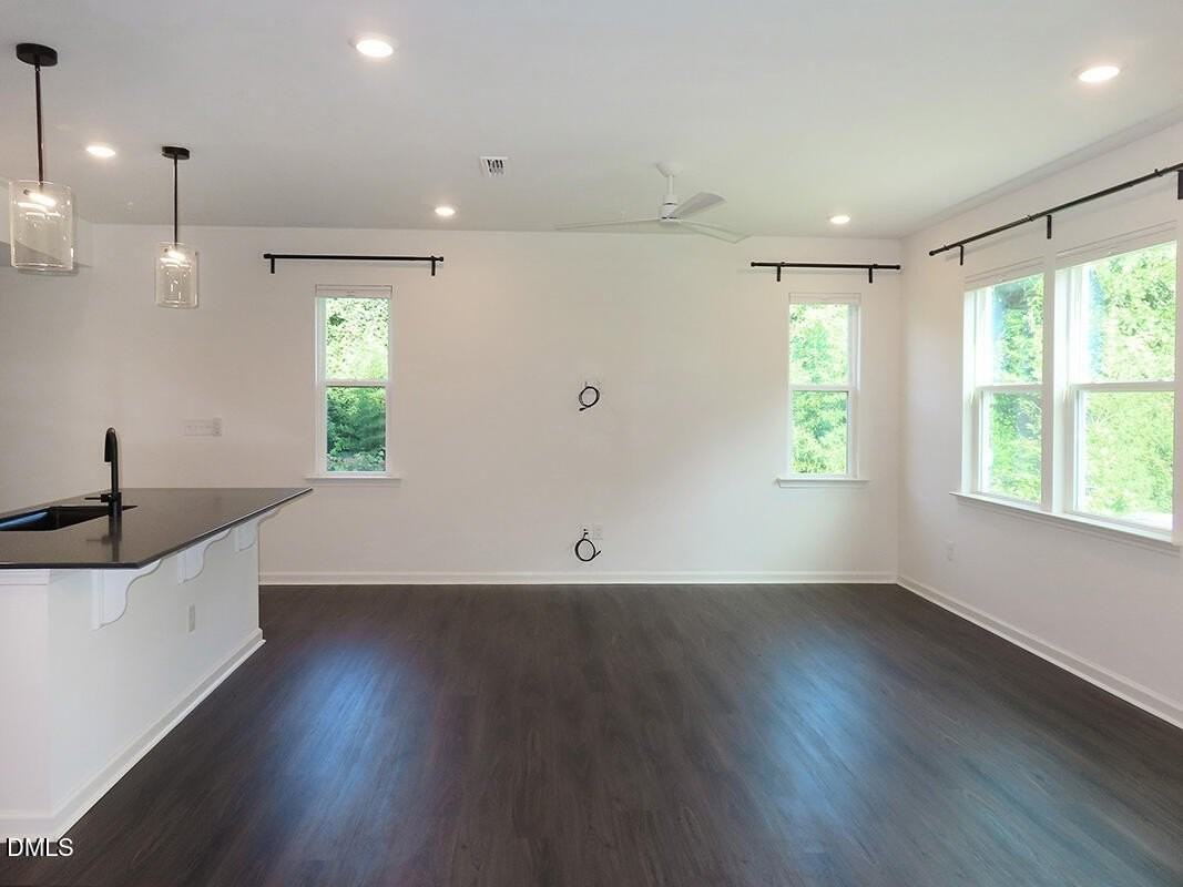 138 Rialto St - Photo 4 of 29