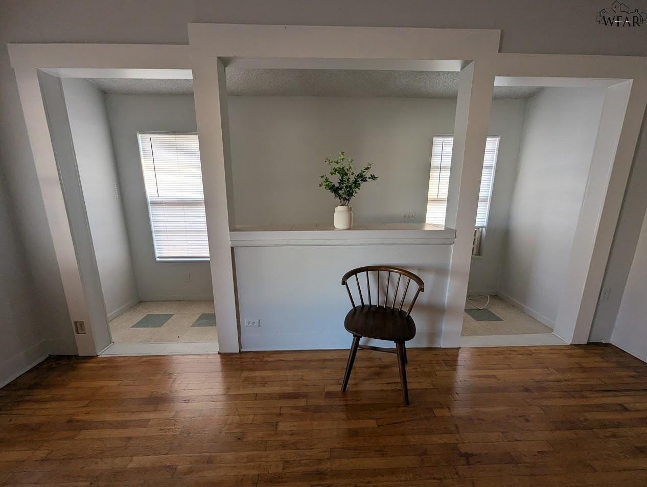 2306 Garfield St - Photo 4 of 34