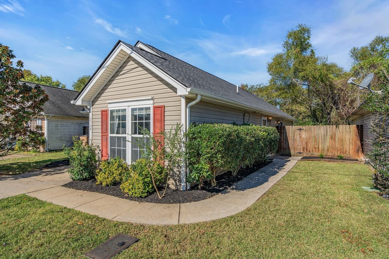 3104 Penn Meade Way - Photo 2 of 17