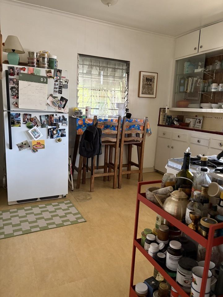 4228 Gateway Ave - Photo 5 of 10