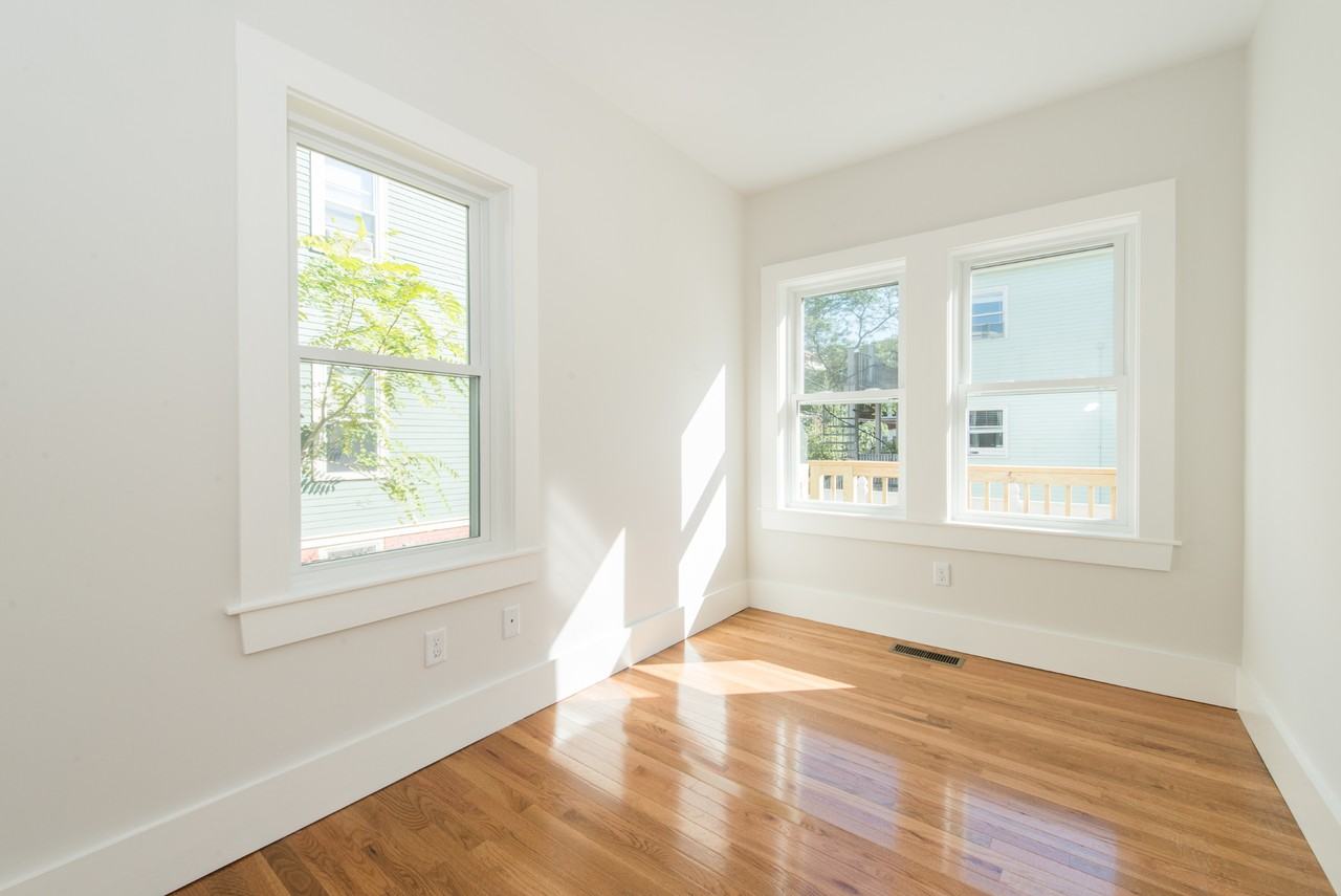 16 Suffolk St - Photo 6 of 11