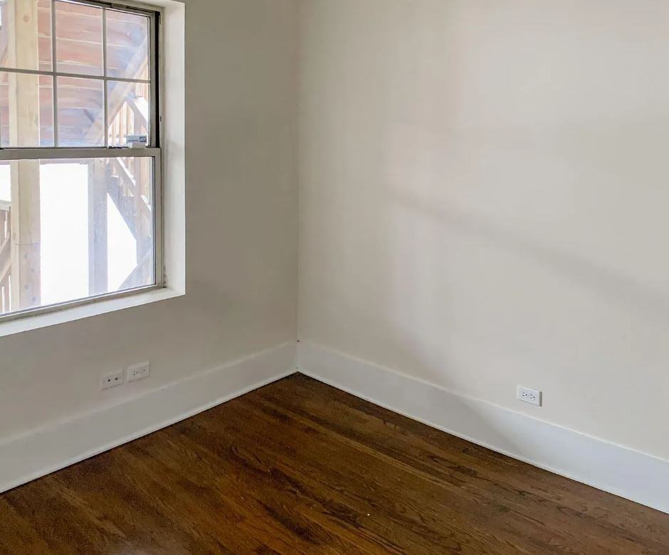 W Roscoe St & N Wolcott Ave - Photo 3 of 12