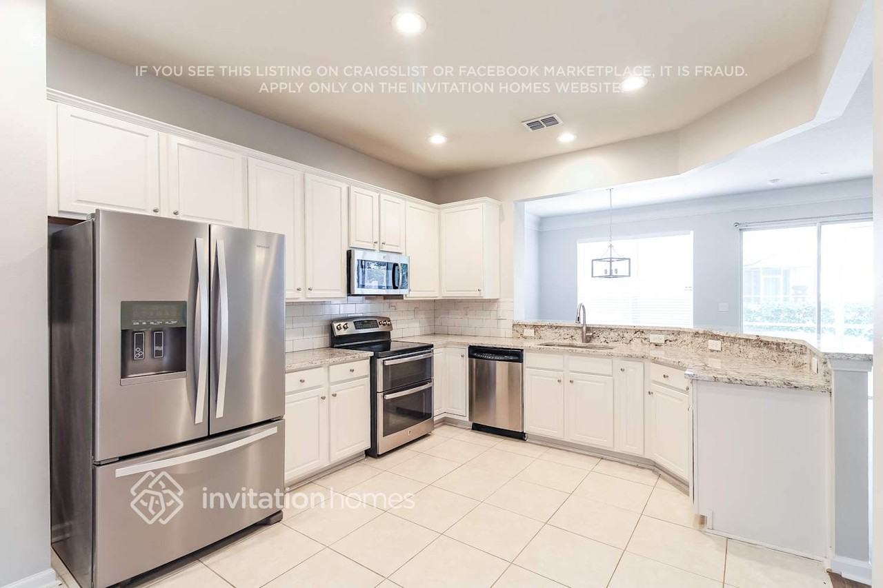 6479 Smooth Thorn Ct - Photo 4 of 14